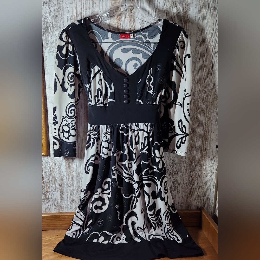Ruby Rox Elegant Black and White Floral Dress